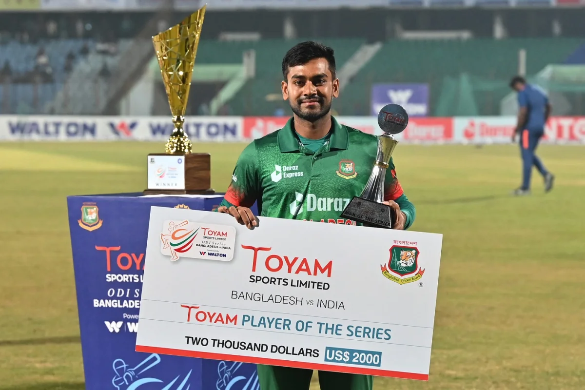 Mehidy Hasan Miraz (2), Bangladesh vs India, 3rd ODI, 2022
